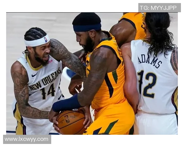 底特律活塞与波士顿凯尔特人激战正酣谁能在NBA赛场上笑到最后